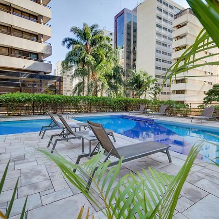 Radisson Sao Paulo Paulista Hotel Kültér fotó Hotel's pool