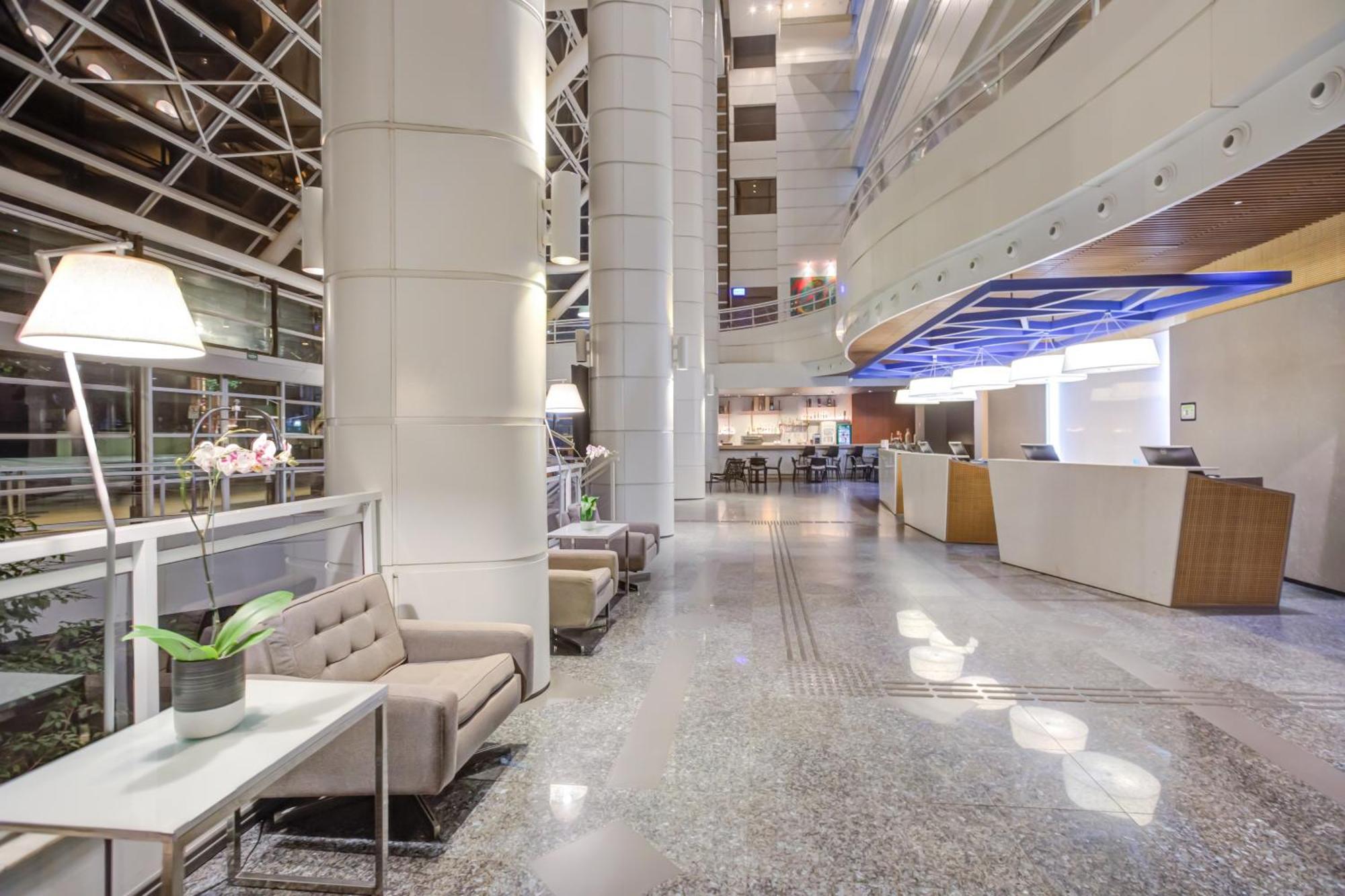 Radisson Sao Paulo Paulista Hotel Kültér fotó Lobby